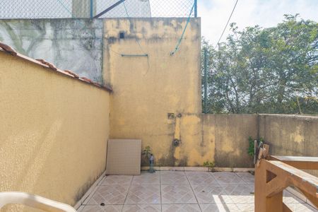 Casa à venda com 90m², 2 quartos e sem vagaQuintal