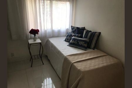 Apartamento à venda com 65m², 2 quartos e 1 vaga Apartamento à venda com 65m², 2 quartos e 1 vagaQuarto