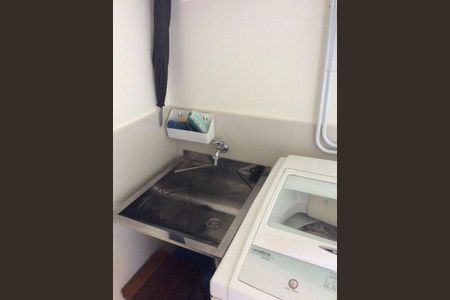 Apartamento à venda com 65m², 2 quartos e 1 vaga Apartamento à venda com 65m², 2 quartos e 1 vagaLavanderia