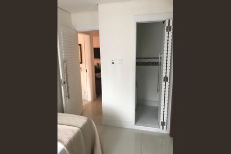 Corredor de apartamento à venda com 2 quartos, 65m² em Vila Nova Conceição, São Paulo