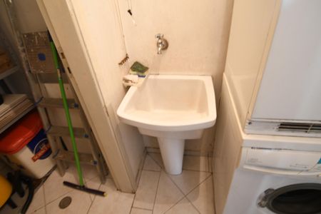 Apartamento para alugar com 105m², 3 quartos e 1 vagaÁrea de Serviço