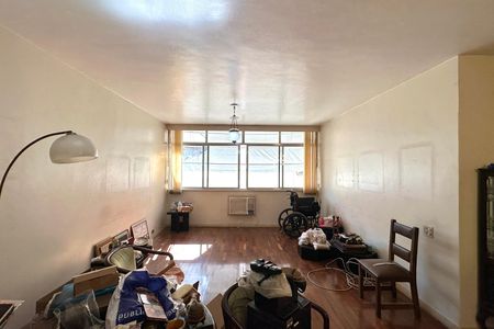 Apartamento à venda com 175m², 3 quartos e 1 vagaSala