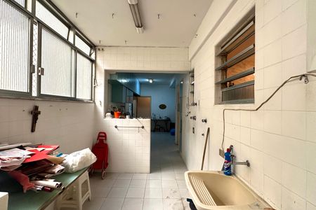 Apartamento à venda com 175m², 3 quartos e 1 vagaÁrea de Serviço