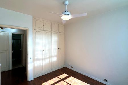 Apartamento à venda com 175m², 3 quartos e 1 vagaQuarto 01