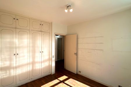 Apartamento à venda com 175m², 3 quartos e 1 vagaQuarto 02