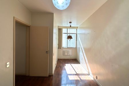 Apartamento à venda com 175m², 3 quartos e 1 vagaQuarto 03