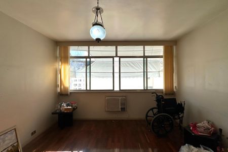 Apartamento à venda com 175m², 3 quartos e 1 vagaSala