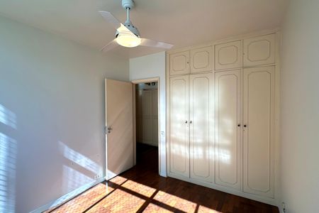 Quarto 01 de apartamento à venda com 3 quartos, 175m² em Copacabana, Rio de Janeiro