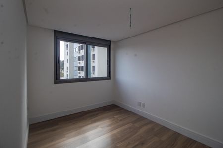 Apartamento à venda com 209m², 3 quartos e 3 vagasSuíte 2