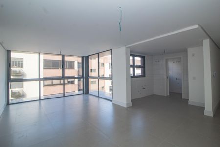 Sala de apartamento à venda com 3 quartos, 120m² em Tristeza, Porto Alegre