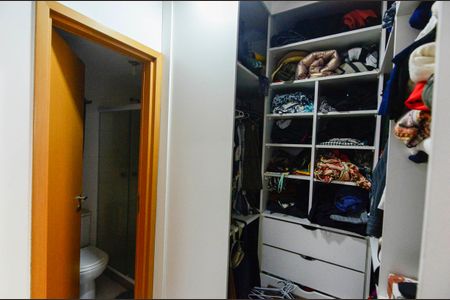 Apartamento à venda com 80m², 3 quartos e 1 vaga Apartamento à venda com 80m², 3 quartos e 1 vagaSuíte