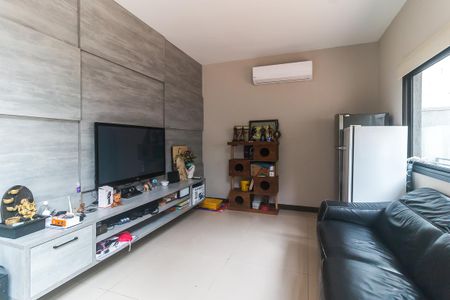 Casa de condomínio para alugar com 345m², 4 quartos e 4 vagas Casa de condomínio para alugar com 345m², 4 quartos e 4 vagasSala