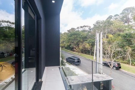 Casa de condomínio para alugar com 345m², 4 quartos e 4 vagas Casa de condomínio para alugar com 345m², 4 quartos e 4 vagasVaranda do Quarto 3