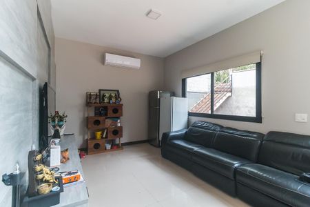 Casa de condomínio para alugar com 345m², 4 quartos e 4 vagas Casa de condomínio para alugar com 345m², 4 quartos e 4 vagasSala