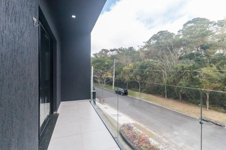 Casa de condomínio para alugar com 345m², 4 quartos e 4 vagas Casa de condomínio para alugar com 345m², 4 quartos e 4 vagasVaranda do Quarto 2