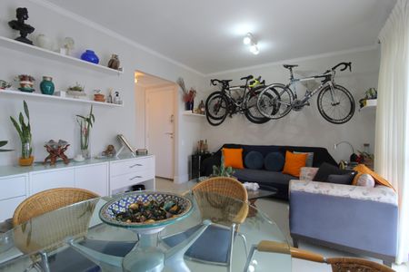 Apartamento para alugar com 108m², 3 quartos e 3 vagasSala