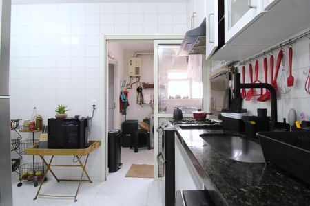 Apartamento para alugar com 108m², 3 quartos e 3 vagasCozinha