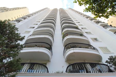 Apartamento para alugar com 108m², 3 quartos e 3 vagasFachada do Prédio