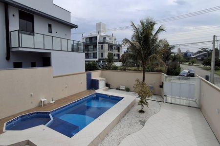 Casa para alugar com 300m², 3 quartos e 3 vagasÁrea comum