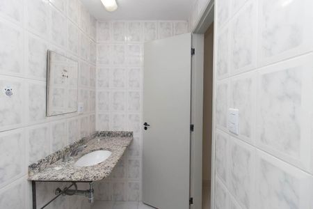 Apartamento para alugar com 60m², 3 quartos e 1 vaga Apartamento para alugar com 60m², 3 quartos e 1 vagaBanheiro da Suíte