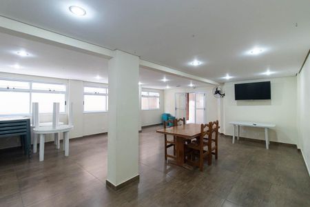 Apartamento para alugar com 60m², 3 quartos e 1 vaga Apartamento para alugar com 60m², 3 quartos e 1 vagaÁrea comum - Salão de festas