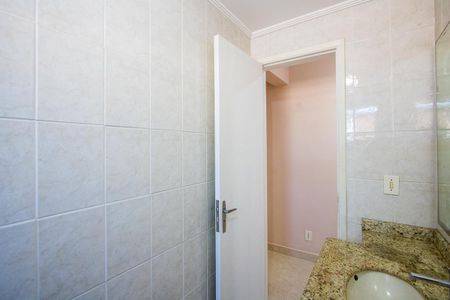 Apartamento para alugar com 80m², 3 quartos e 2 vagas Apartamento para alugar com 80m², 3 quartos e 2 vagasBanheiro social