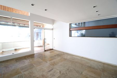 Sala 2 de casa para alugar com 4 quartos, 550m² em Tabajaras, Uberlândia