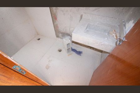 Apartamento à venda com 42m², 2 quartos e sem vaga Apartamento à venda com 42m², 2 quartos e sem vagaBanheiro