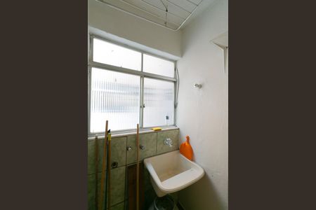 Apartamento à venda com 60m², 2 quartos e 1 vagaÁrea de Serviço