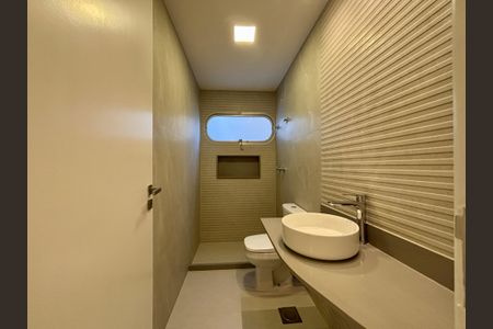 Apartamento à venda com 150m², 3 quartos e 2 vagasBanheiro social