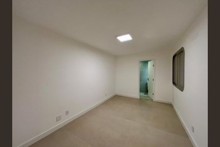 Apartamento à venda com 150m², 3 quartos e 2 vagasSuíte