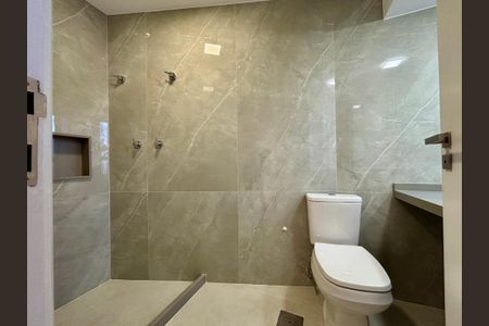 Apartamento à venda com 150m², 3 quartos e 2 vagasBanheiro da Suíte 