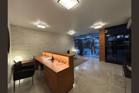 Apartamento à venda com 150m², 3 quartos e 2 vagasPortaria