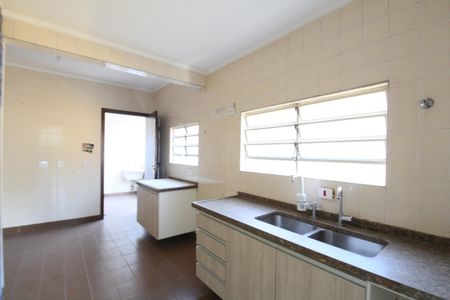 Casa à venda com 250m², 3 quartos e 4 vagasCozinha