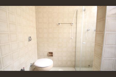 Casa à venda com 250m², 3 quartos e 4 vagasBanheiro Social