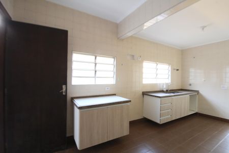Casa à venda com 250m², 3 quartos e 4 vagasCozinha