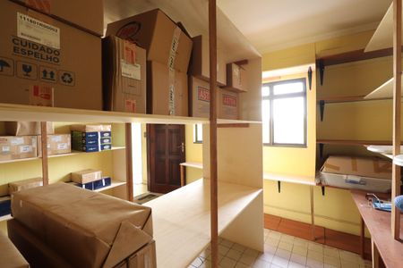 Casa à venda com 450m², 7 quartos e 3 vagasQuarto de Serviço