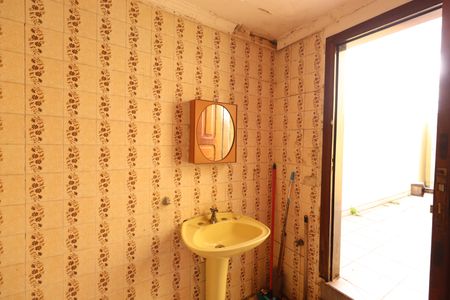 Casa à venda com 450m², 7 quartos e 3 vagasBanheiro de serviço