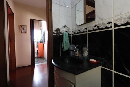 Casa à venda com 450m², 7 quartos e 3 vagasBanheiro 4