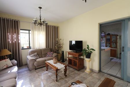 Casa à venda com 450m², 7 quartos e 3 vagasQuarto 3