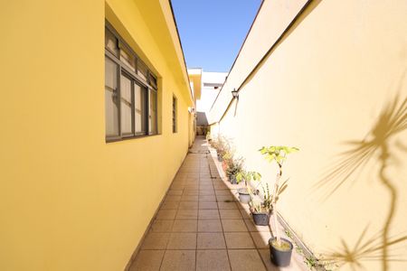Casa à venda com 450m², 7 quartos e 3 vagasCorredor