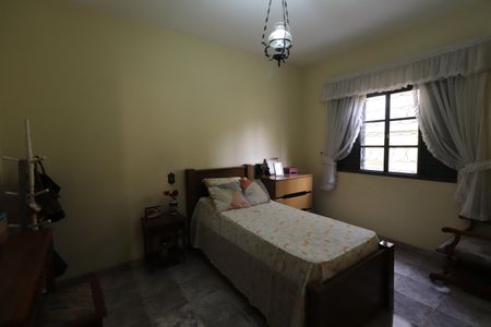 Casa à venda com 450m², 7 quartos e 3 vagasQuarto 9