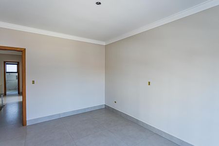 Casa à venda com 150m², 3 quartos e 3 vagasSuite