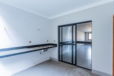 Casa à venda com 150m², 3 quartos e 3 vagasQuintal