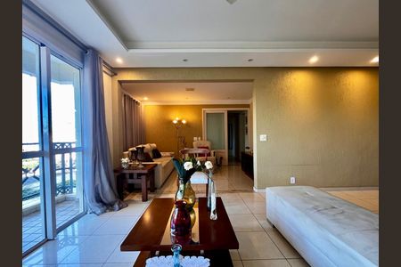 Sala de apartamento à venda com 3 quartos, 120m² em Jardim das Paineiras, Campinas