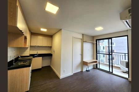 Apartamento à venda com 2 quartos, 40m² em Moema, São Paulo