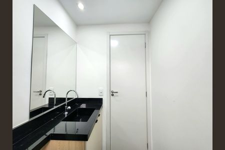 Banheiro de apartamento à venda com 2 quartos, 40m² em Moema, São Paulo