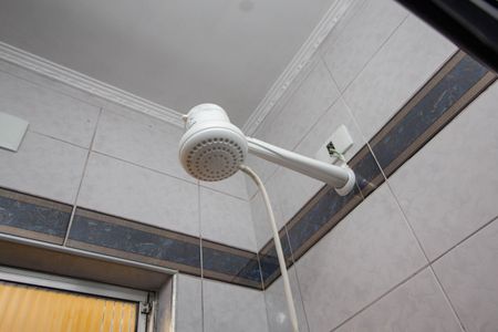 Casa à venda com 130m², 4 quartos e 1 vaga Casa à venda com 130m², 4 quartos e 1 vagaBanheiro Social