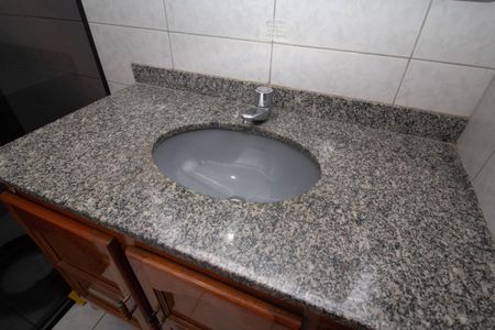 Casa à venda com 130m², 4 quartos e 1 vaga Casa à venda com 130m², 4 quartos e 1 vagaBanheiro Social