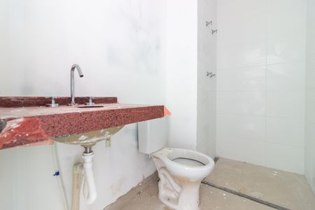 Banheiro de kitnet/studio à venda com 1 quarto, 27m² em Pinheiros, São Paulo